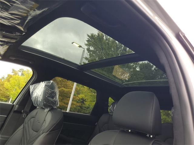 new 2026 Kia Sorento car, priced at $46,104