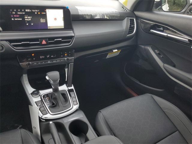 new 2026 Kia Seltos car, priced at $27,377