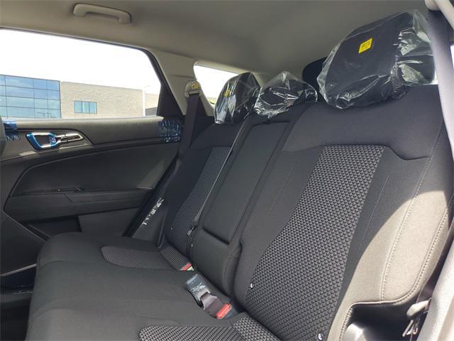 new 2025 Kia Sportage Hybrid car, priced at $29,175
