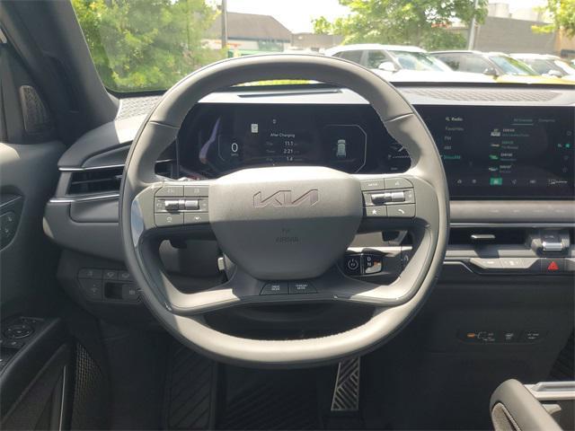 new 2026 Kia EV9 car, priced at $70,813