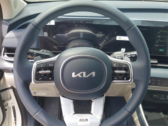 new 2026 Kia Carnival Hybrid car, priced at $43,116