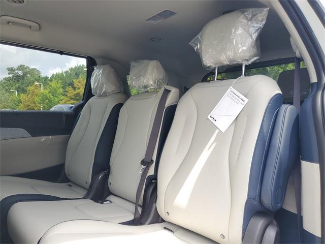 new 2026 Kia Carnival Hybrid car, priced at $43,116