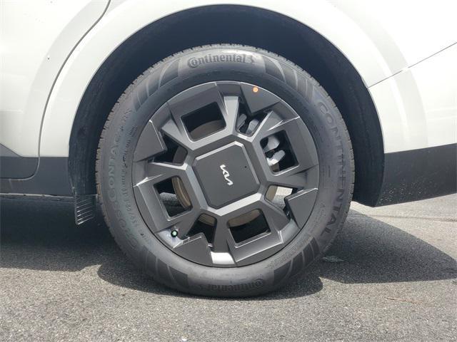new 2026 Kia Carnival Hybrid car, priced at $43,116