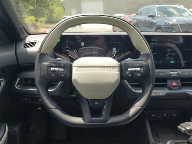 new 2025 Kia K4 car, priced at $27,398