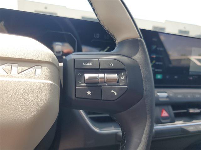 new 2025 Kia K4 car, priced at $27,398