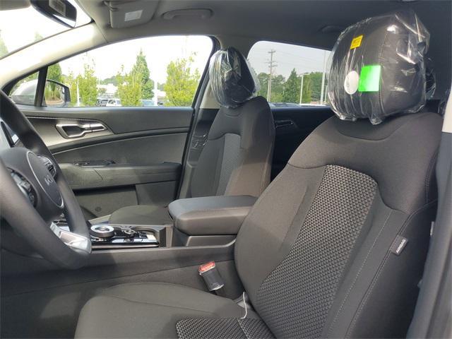 new 2025 Kia Sportage Hybrid car, priced at $29,175