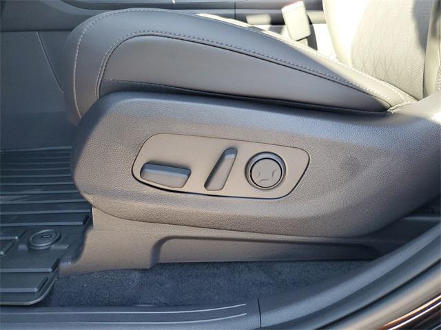 new 2025 Kia Carnival Hybrid car, priced at $50,509