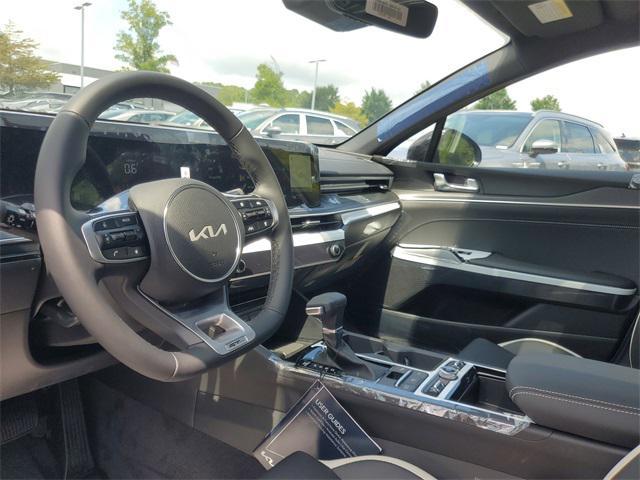 new 2025 Kia K5 car, priced at $31,099
