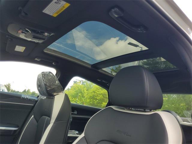 new 2025 Kia K5 car, priced at $31,099