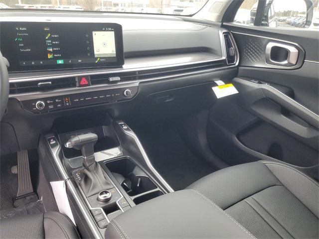 new 2025 Kia Sorento car, priced at $37,613