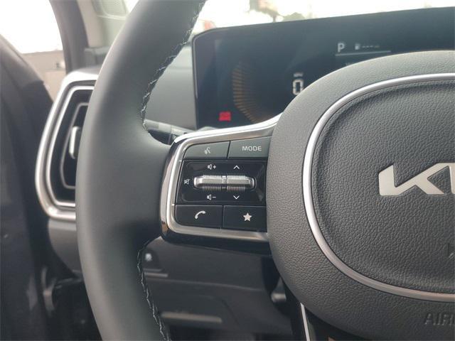 new 2025 Kia Sorento car, priced at $37,613