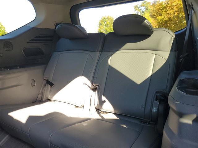 new 2026 Kia EV9 car, priced at $47,632