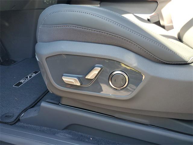 new 2026 Kia EV9 car, priced at $47,632