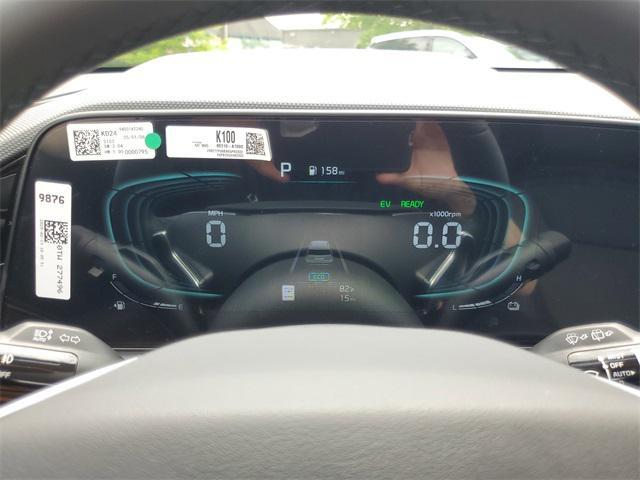new 2025 Kia Niro car, priced at $32,987