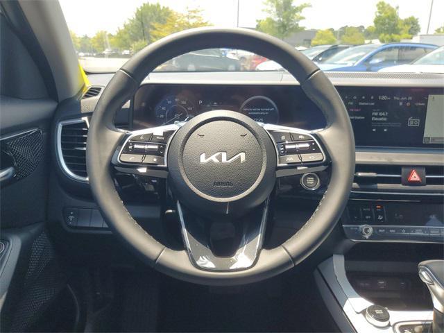 new 2025 Kia Seltos car, priced at $29,569