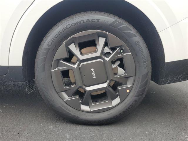 new 2026 Kia Carnival Hybrid car, priced at $44,477