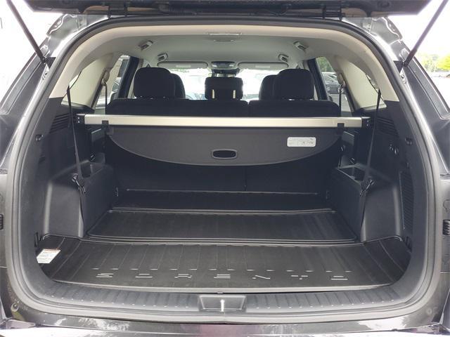 new 2025 Kia Sorento car, priced at $32,870