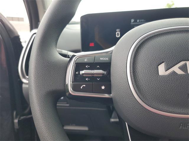 new 2025 Kia Sorento car, priced at $32,870