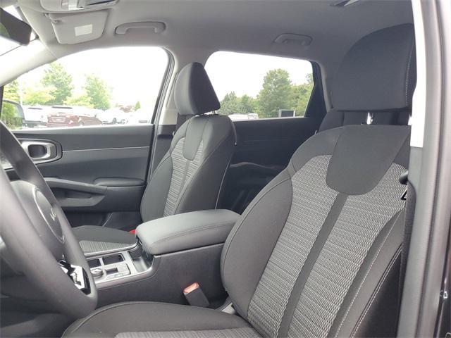 new 2025 Kia Sorento car, priced at $32,870