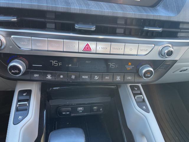 used 2024 Kia Telluride car, priced at $36,990