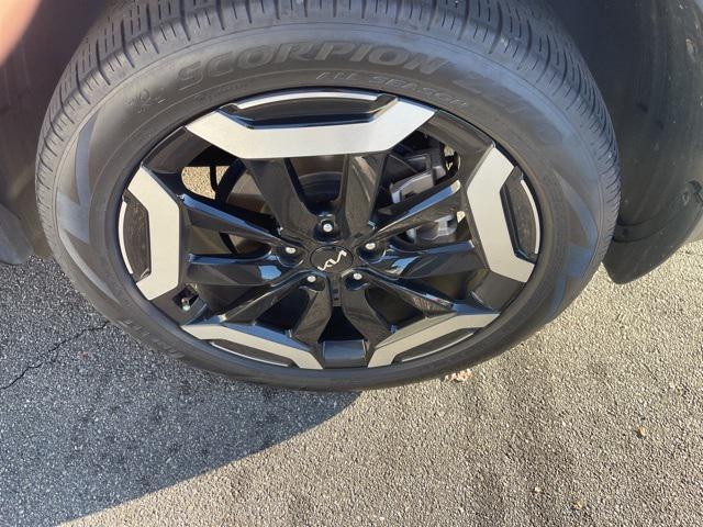 used 2024 Kia Telluride car, priced at $36,990