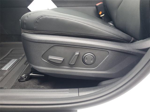new 2026 Kia Sportage car, priced at $32,218