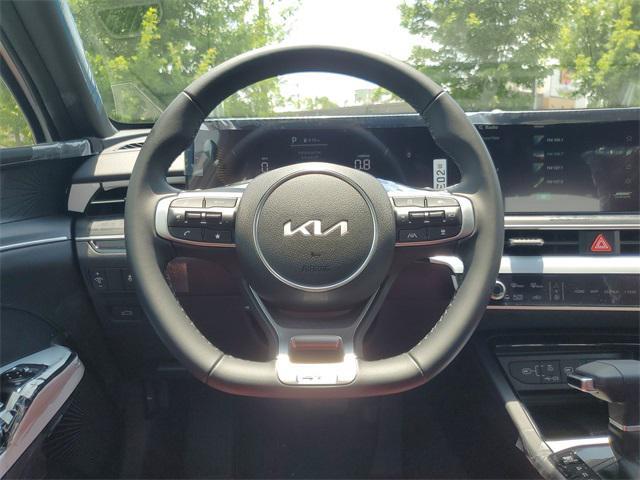 new 2025 Kia K5 car, priced at $31,478