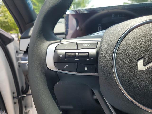 new 2025 Kia K5 car, priced at $31,478