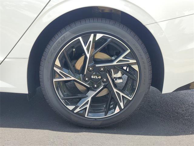 new 2025 Kia K5 car, priced at $31,478