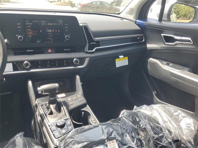 new 2025 Kia Sportage car, priced at $28,030