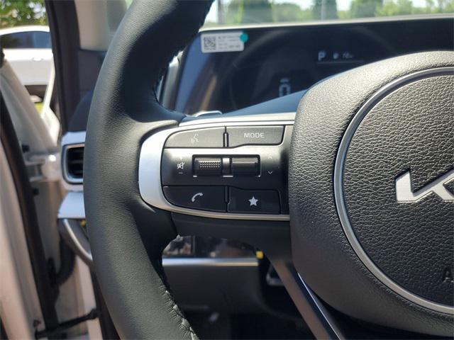 new 2025 Kia Sportage Hybrid car, priced at $35,118