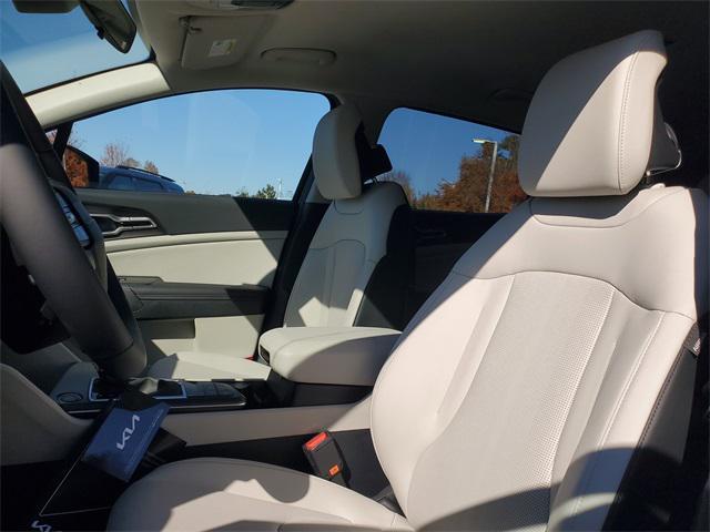 new 2026 Kia Sportage car, priced at $30,912