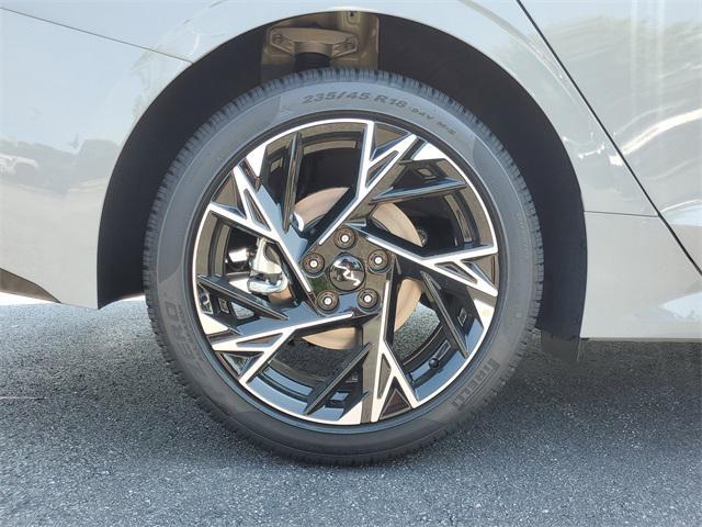 new 2025 Kia K5 car, priced at $30,816