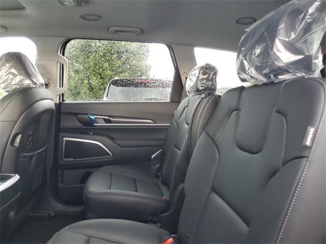 new 2025 Kia Telluride car, priced at $40,619