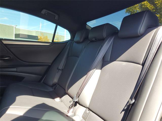 used 2019 Lexus ES 350 car, priced at $24,885