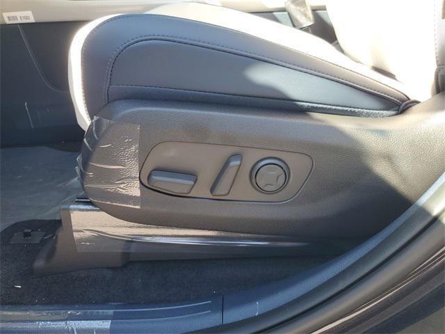 new 2026 Kia Carnival Hybrid car, priced at $42,394