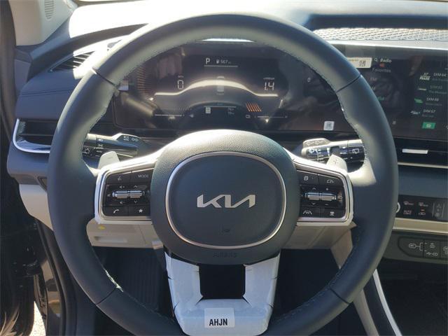 new 2026 Kia Carnival Hybrid car, priced at $42,394