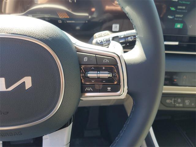 new 2026 Kia Carnival Hybrid car, priced at $42,394