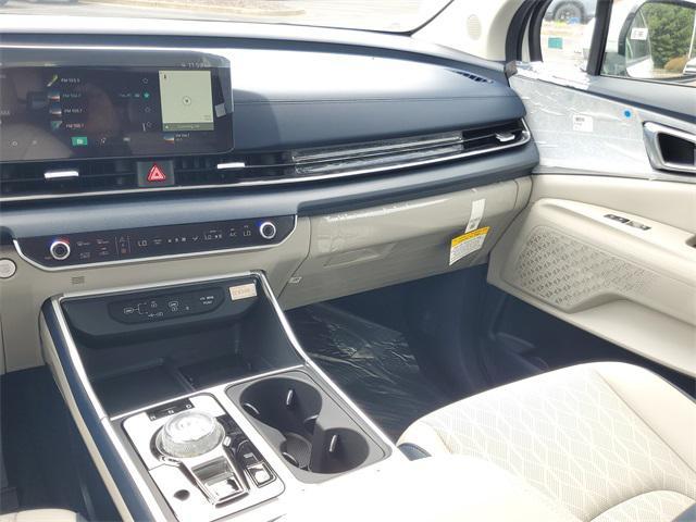 new 2026 Kia Carnival Hybrid car, priced at $43,591