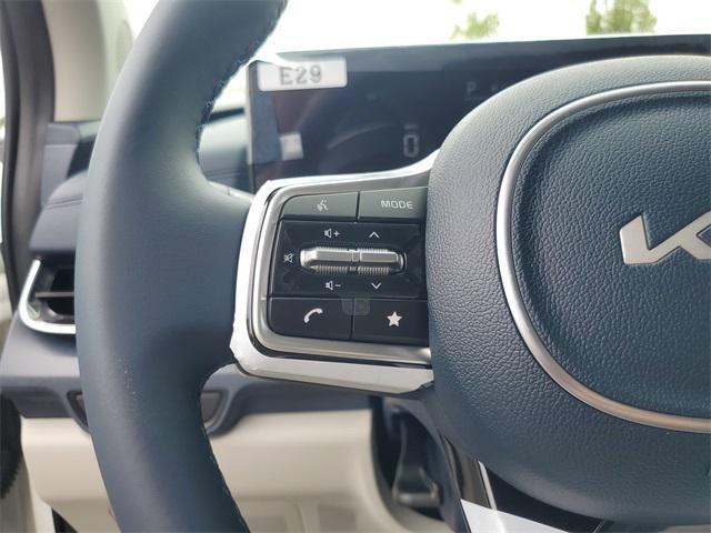 new 2026 Kia Carnival Hybrid car, priced at $43,591