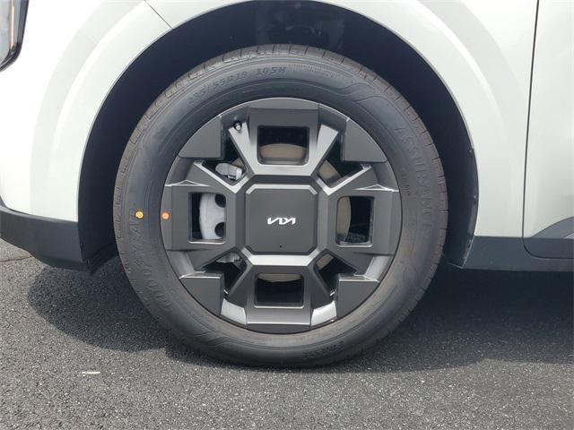 new 2026 Kia Carnival Hybrid car, priced at $43,591