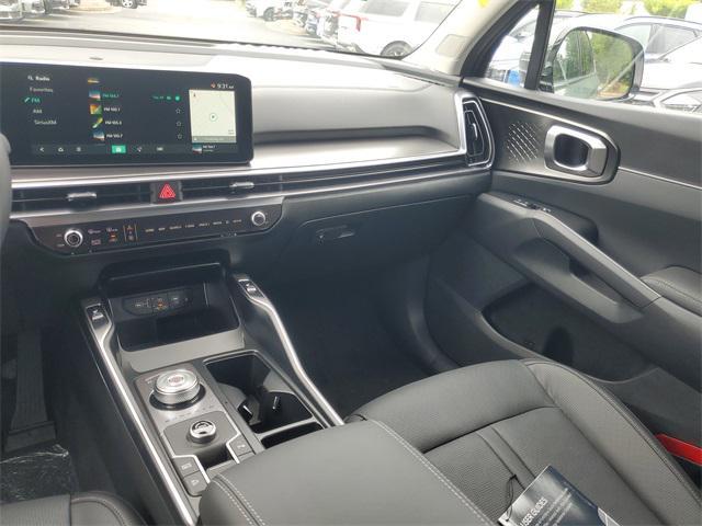 new 2025 Kia Sorento Hybrid car, priced at $40,464