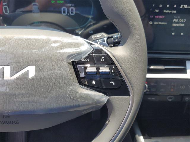 new 2025 Kia Niro car, priced at $33,630