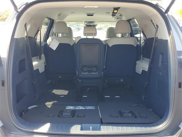 new 2026 Kia Carnival Hybrid car, priced at $43,472