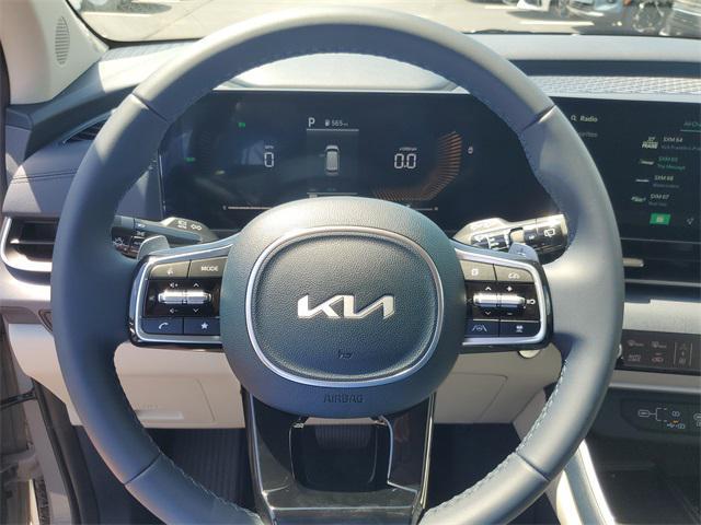 new 2026 Kia Carnival Hybrid car, priced at $43,472