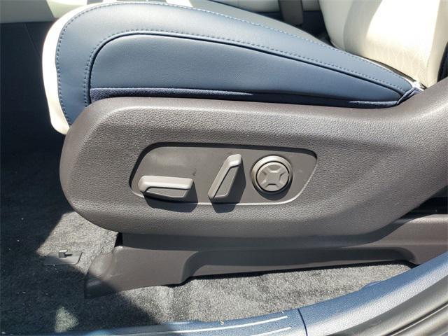 new 2026 Kia Carnival Hybrid car, priced at $43,472