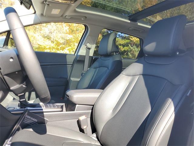 new 2026 Kia Sportage car, priced at $32,237