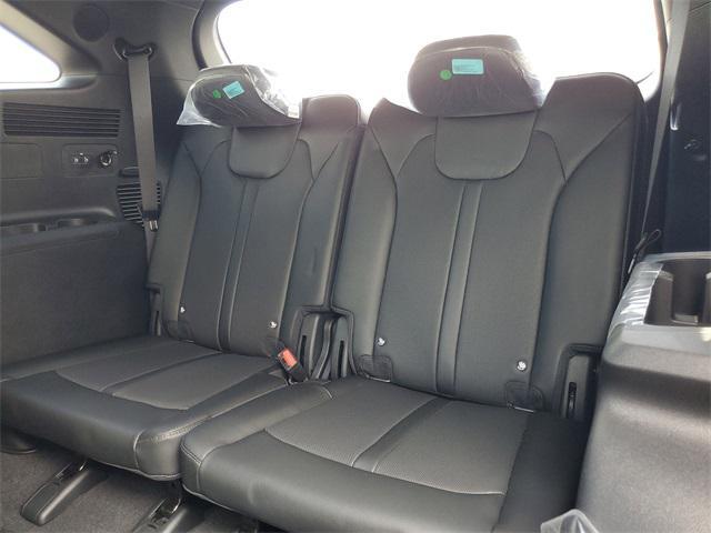 new 2025 Kia Sorento car, priced at $44,640