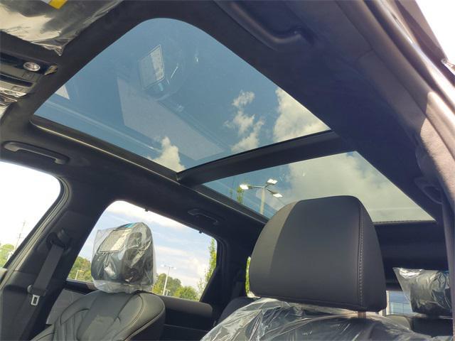 new 2025 Kia Sorento car, priced at $44,640