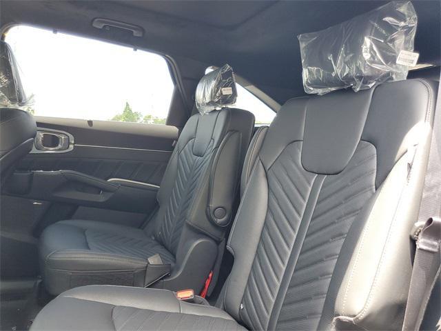 new 2025 Kia Sorento car, priced at $44,640
